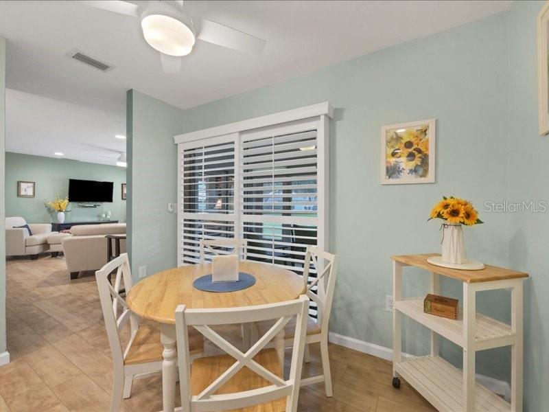 Image 18 of 41 For 4021 Oakhurst Drive 3121