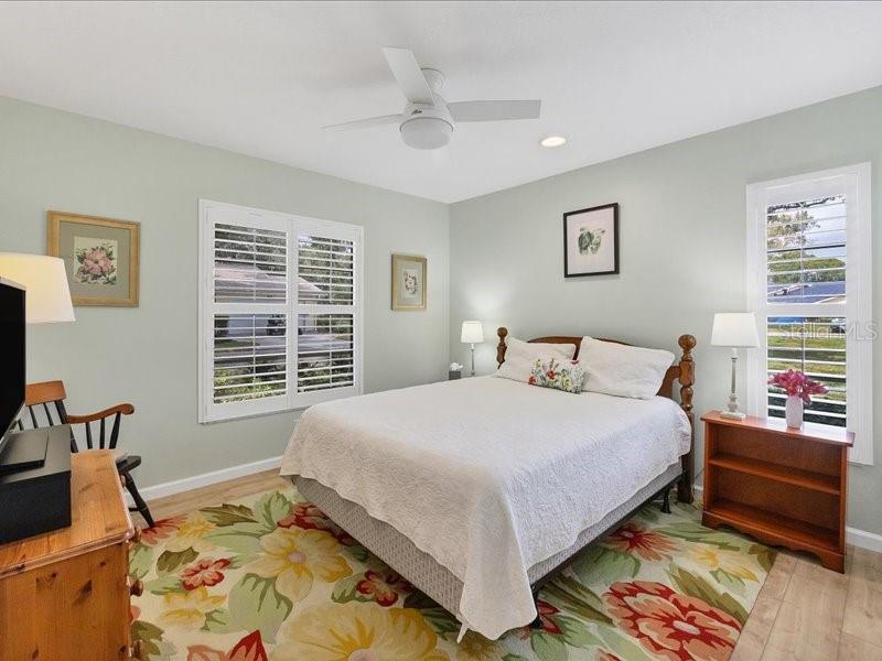 Image 23 of 41 For 4021 Oakhurst Drive 3121