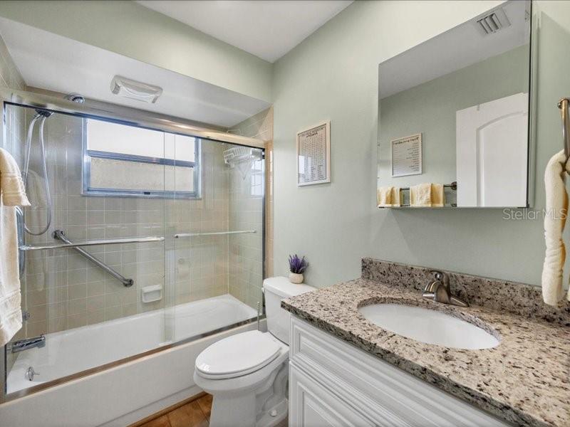 Image 25 of 41 For 4021 Oakhurst Drive 3121