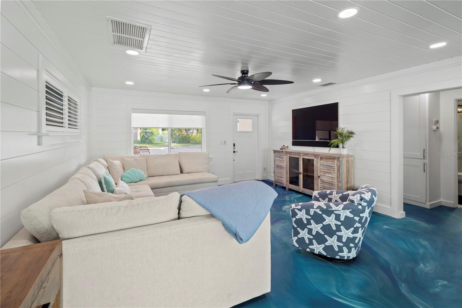 Image 16 of 44 For 208 84th Street