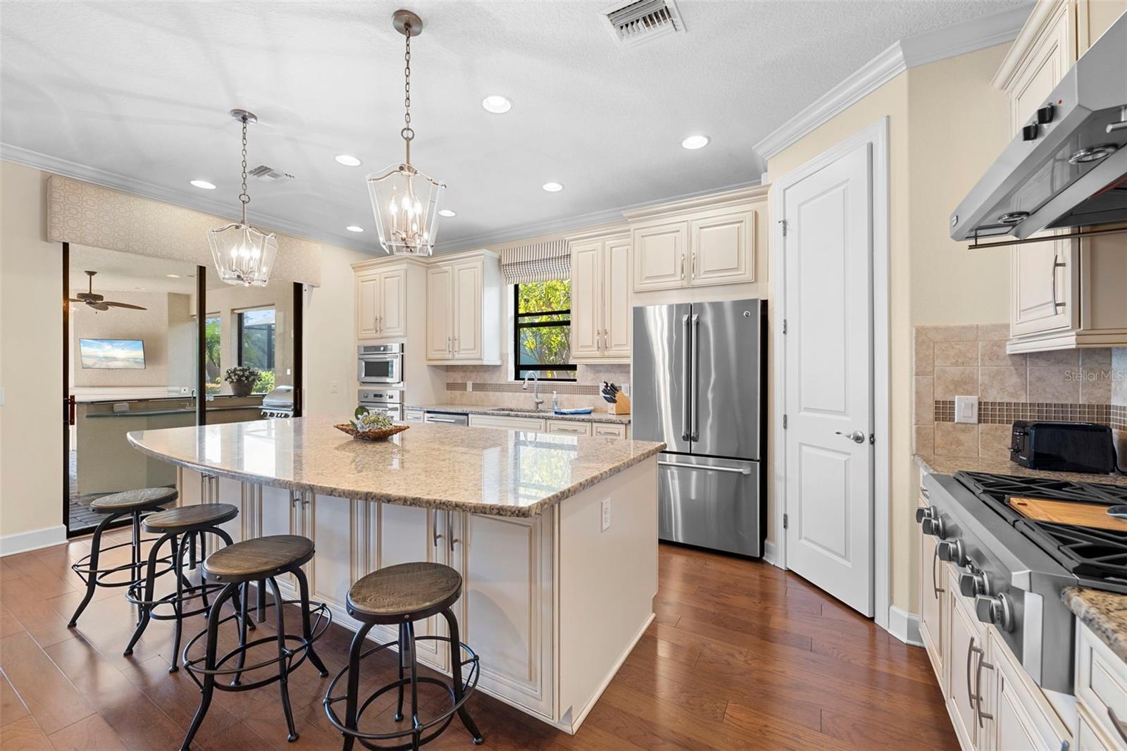 Image 16 of 80 For 2525 Vaccaro Drive