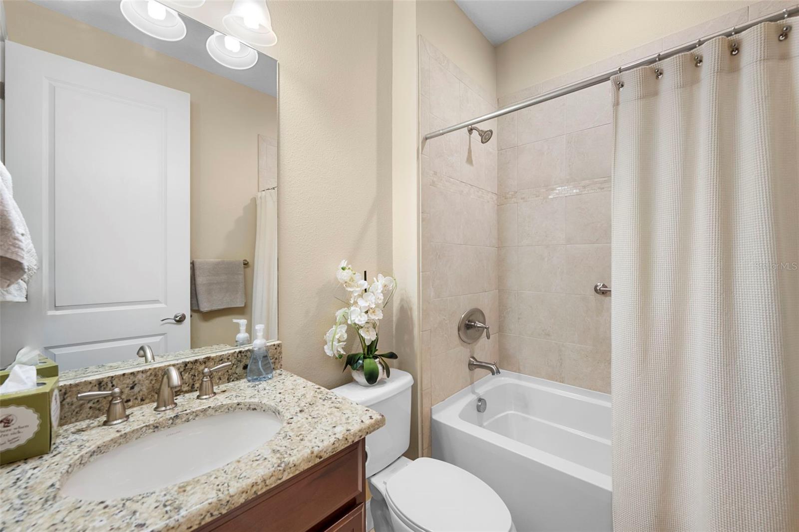 Image 32 of 80 For 2525 Vaccaro Drive