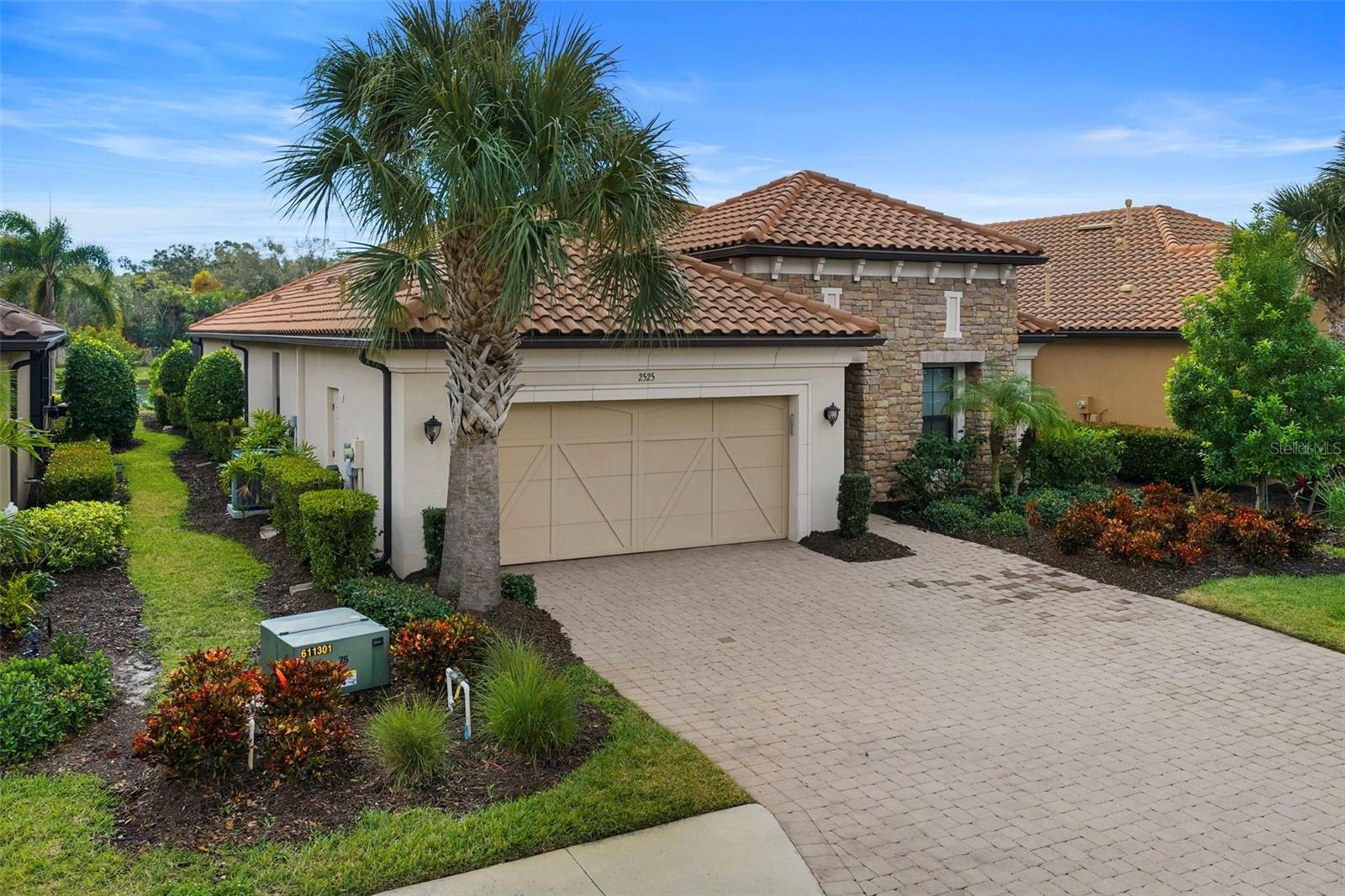 Image 61 of 80 For 2525 Vaccaro Drive