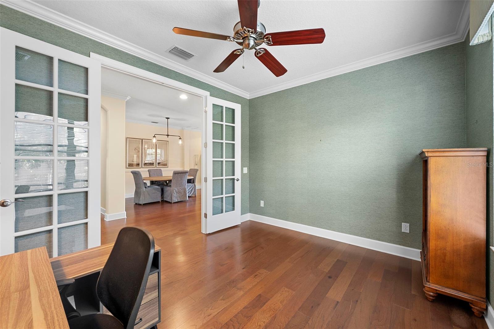 Image 9 of 80 For 2525 Vaccaro Drive