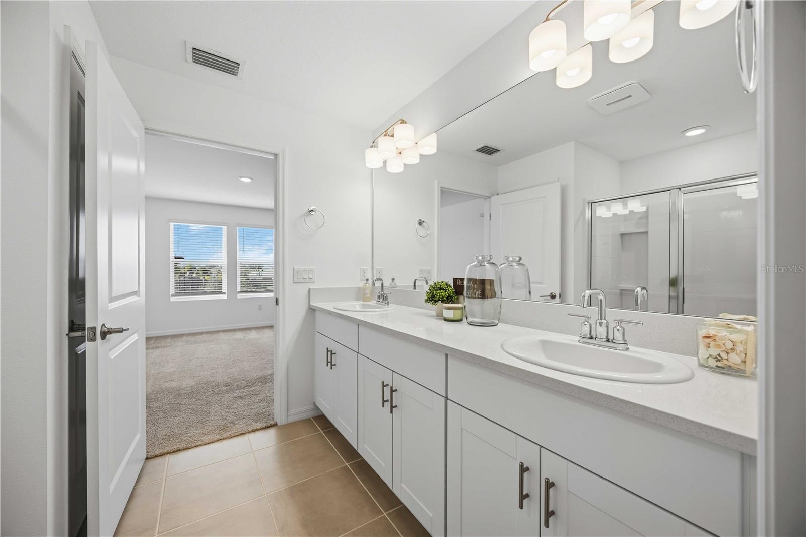 Image 26 of 58 For 11252 Fieldstone Drive