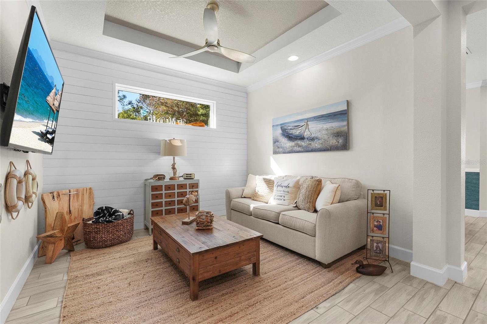 Image 21 of 86 For 5400 Lampiasi Street