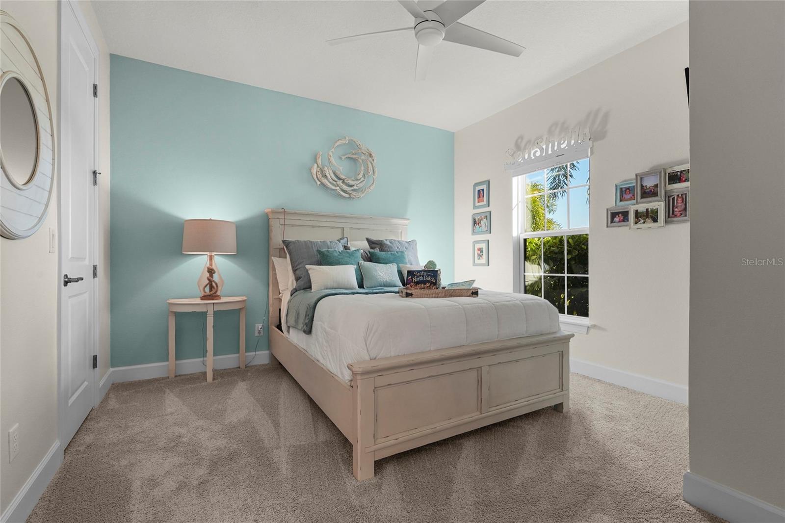 Image 24 of 86 For 5400 Lampiasi Street