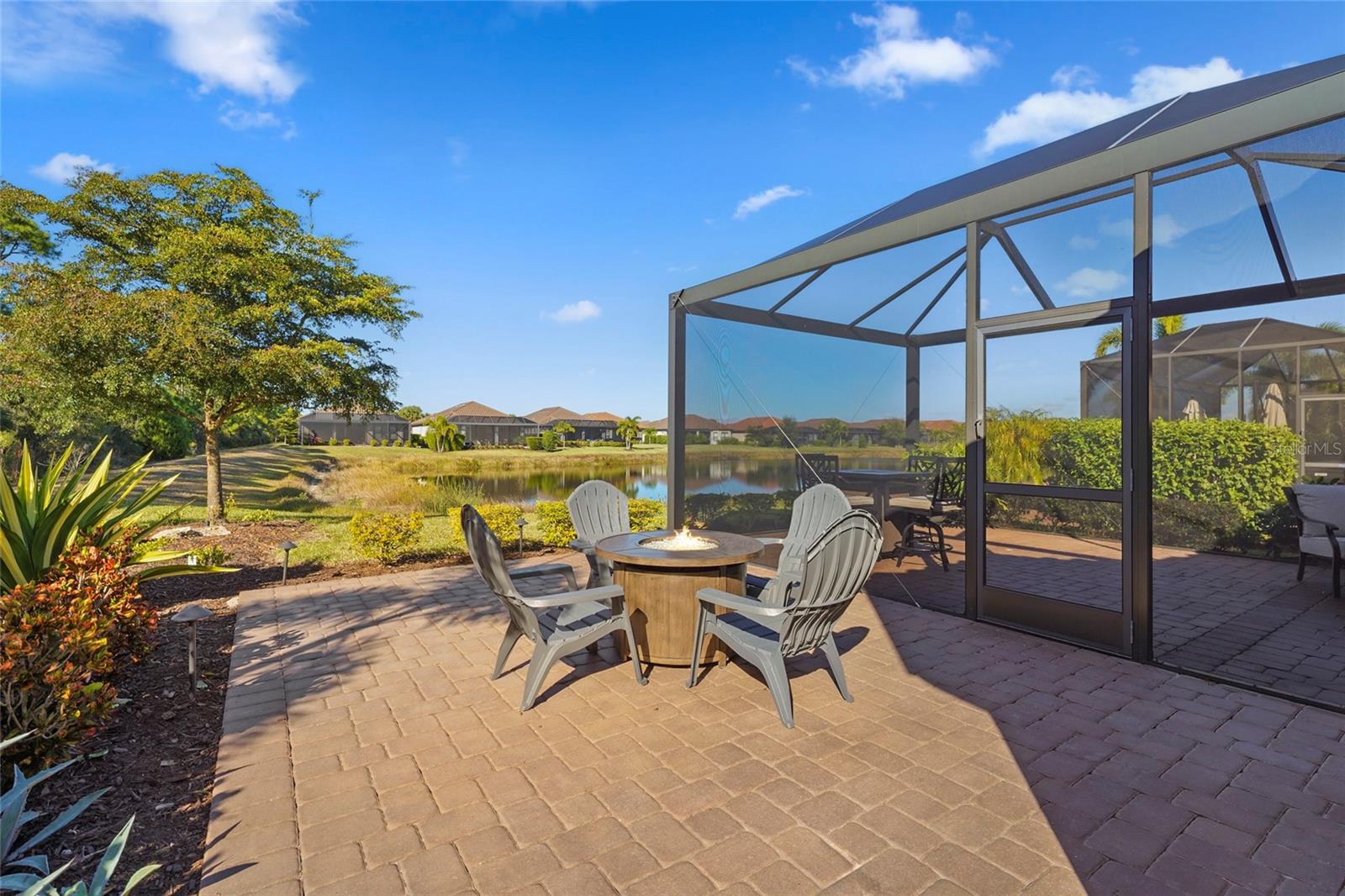 Image 32 of 86 For 5400 Lampiasi Street