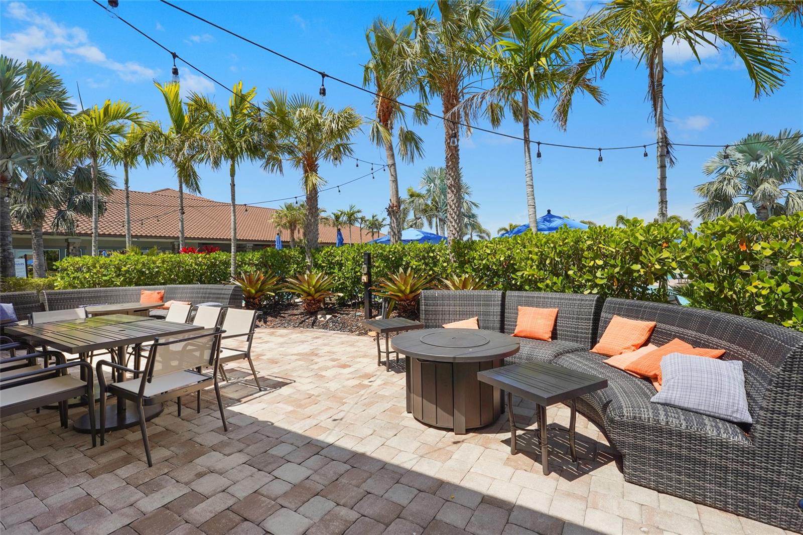 Image 71 of 86 For 5400 Lampiasi Street