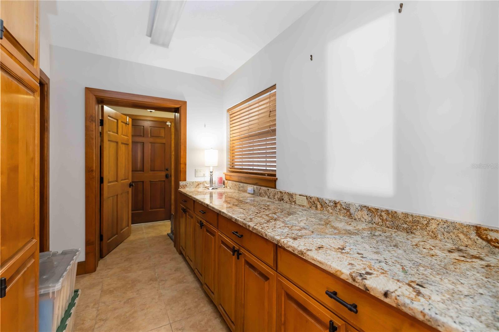 Image 13 of 34 For 5381 Palos Verdes Drive