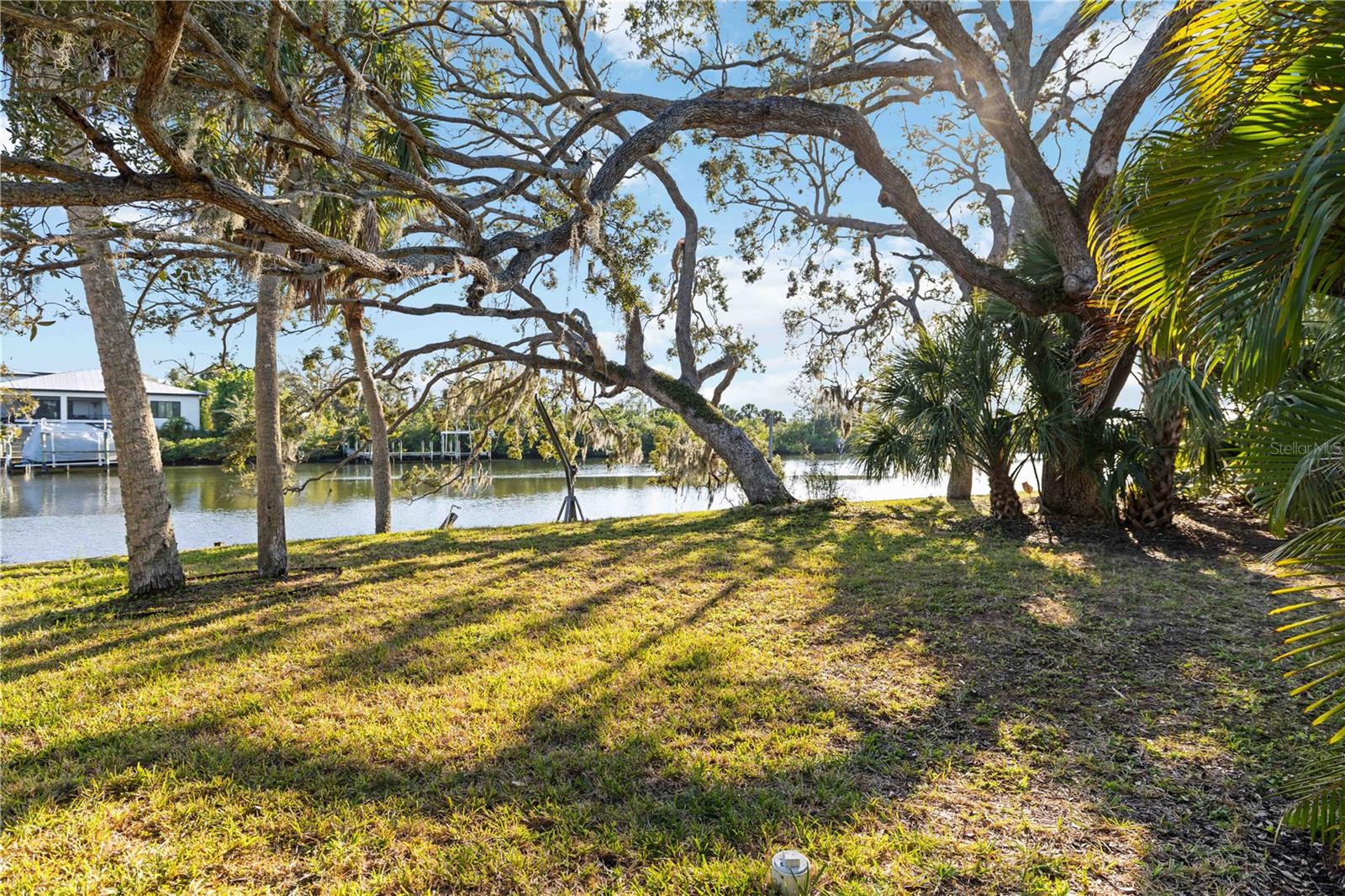 Image 21 of 34 For 5381 Palos Verdes Drive