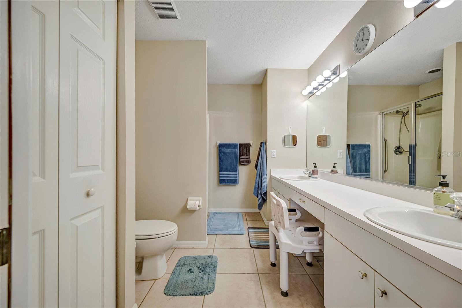 Image 18 of 22 For 2905 Captains Court 0