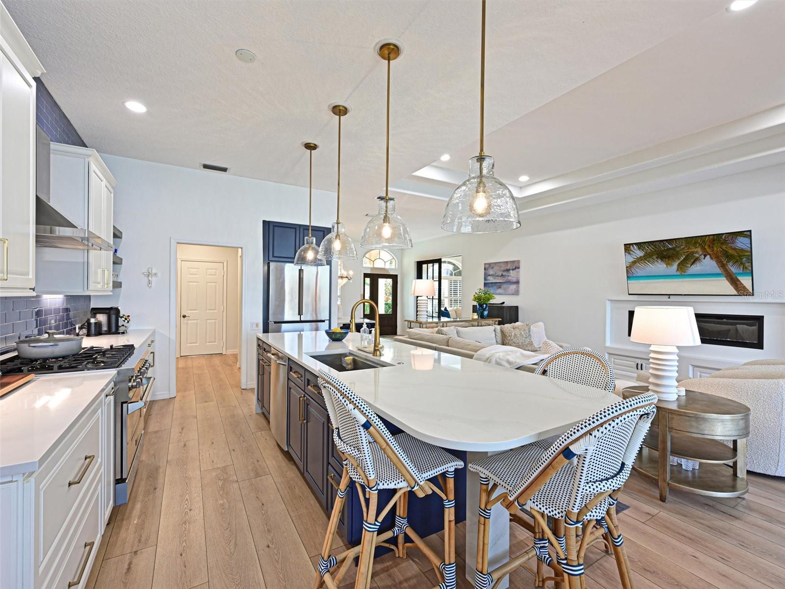 Image 10 of 64 For 6619 Waters Edge Way