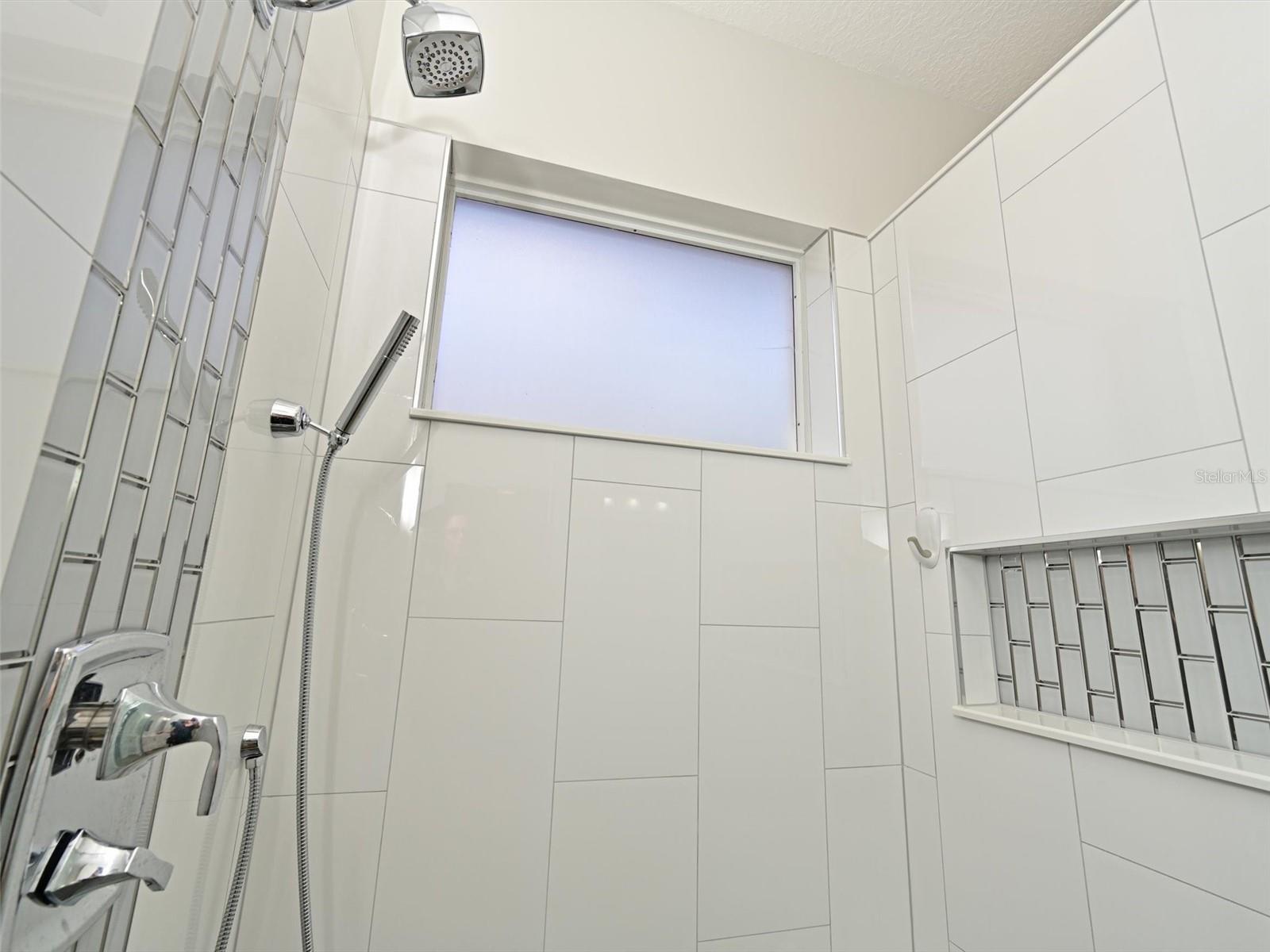 Image 25 of 64 For 6619 Waters Edge Way