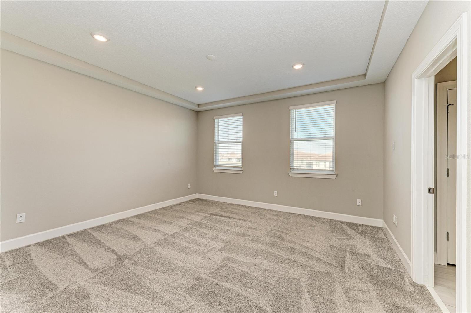 Image 35 of 82 For 13827 Green Hammock Place