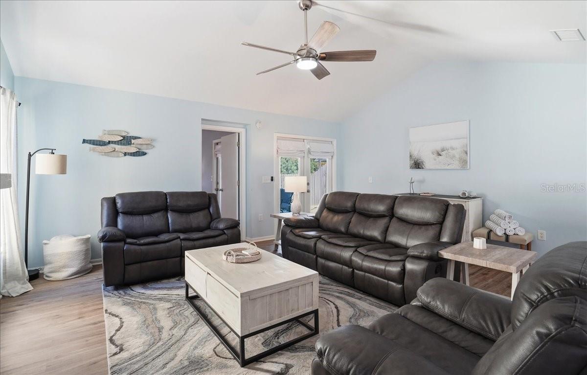 Image 11 of 35 For 1773 Southwood Street