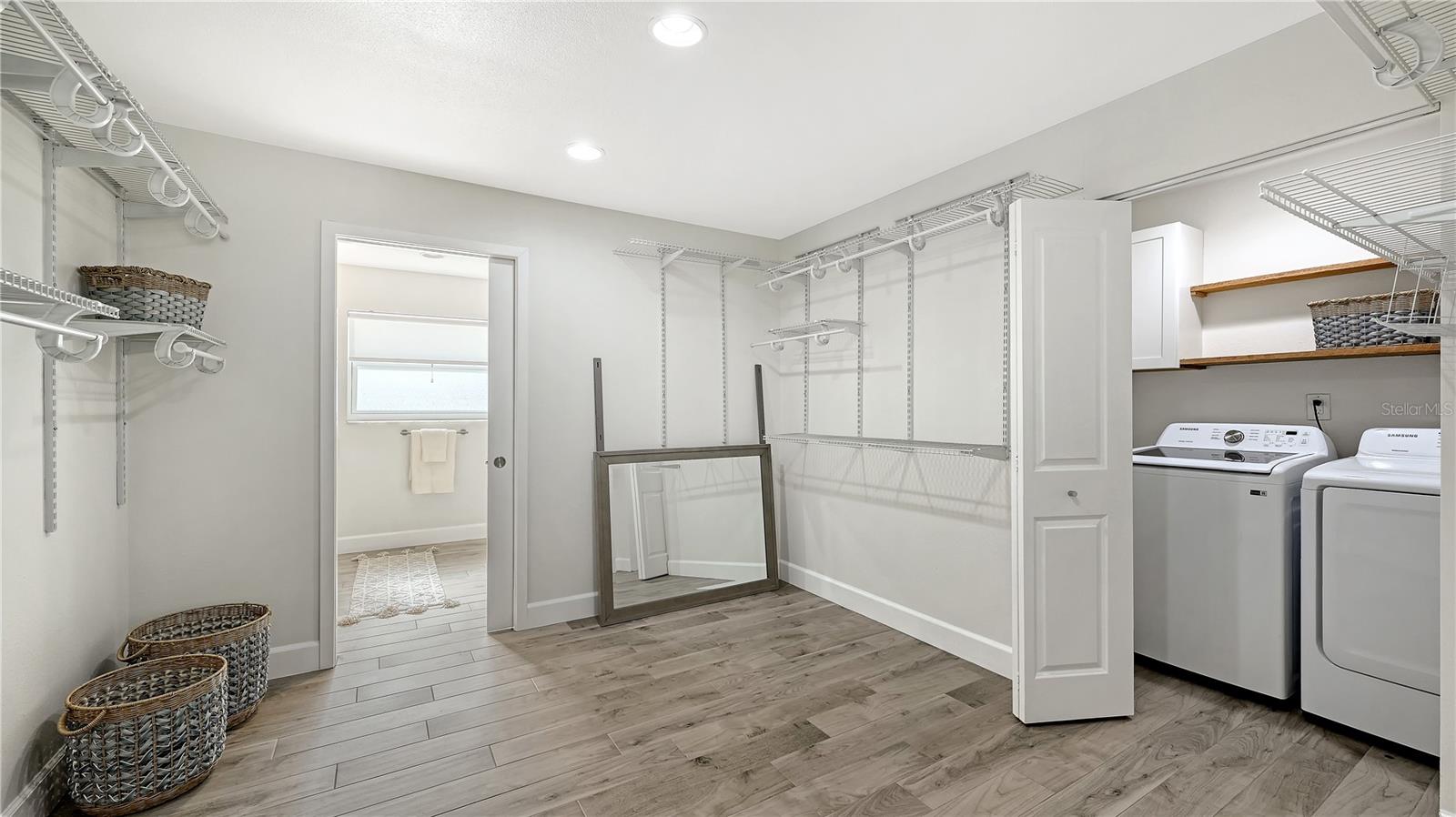 Image 19 of 40 For 2115 Grove Street