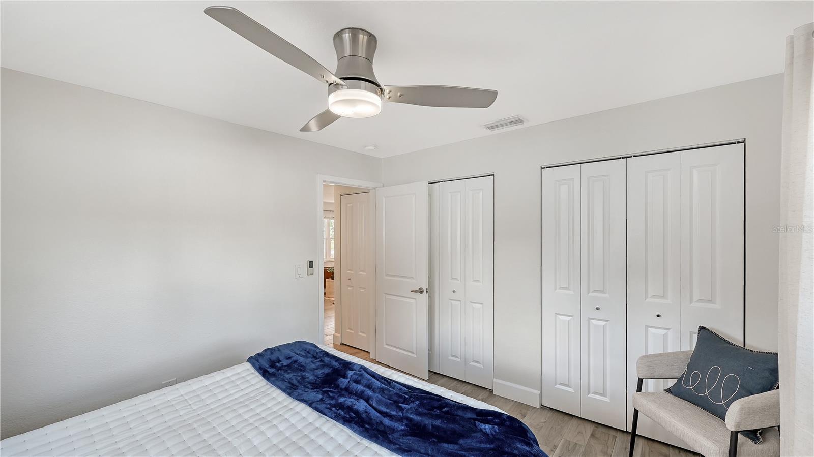 Image 24 of 40 For 2115 Grove Street