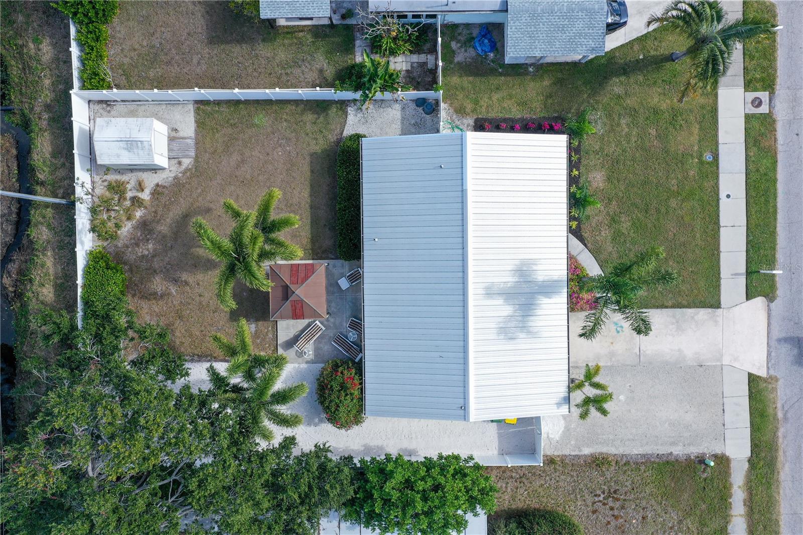 Image 30 of 40 For 2115 Grove Street