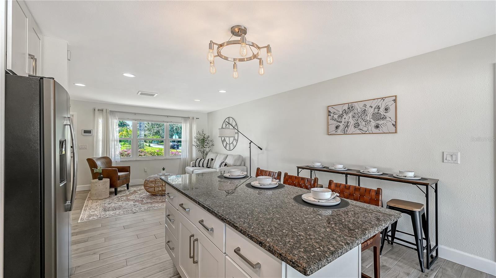 Image 9 of 40 For 2115 Grove Street