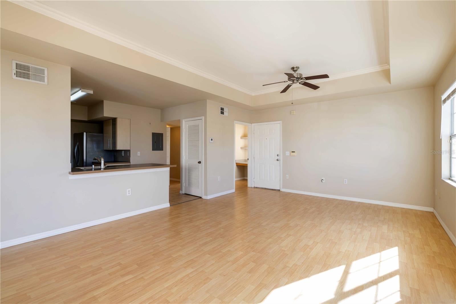 Image 8 of 34 For 1030 Villagio Circle 204