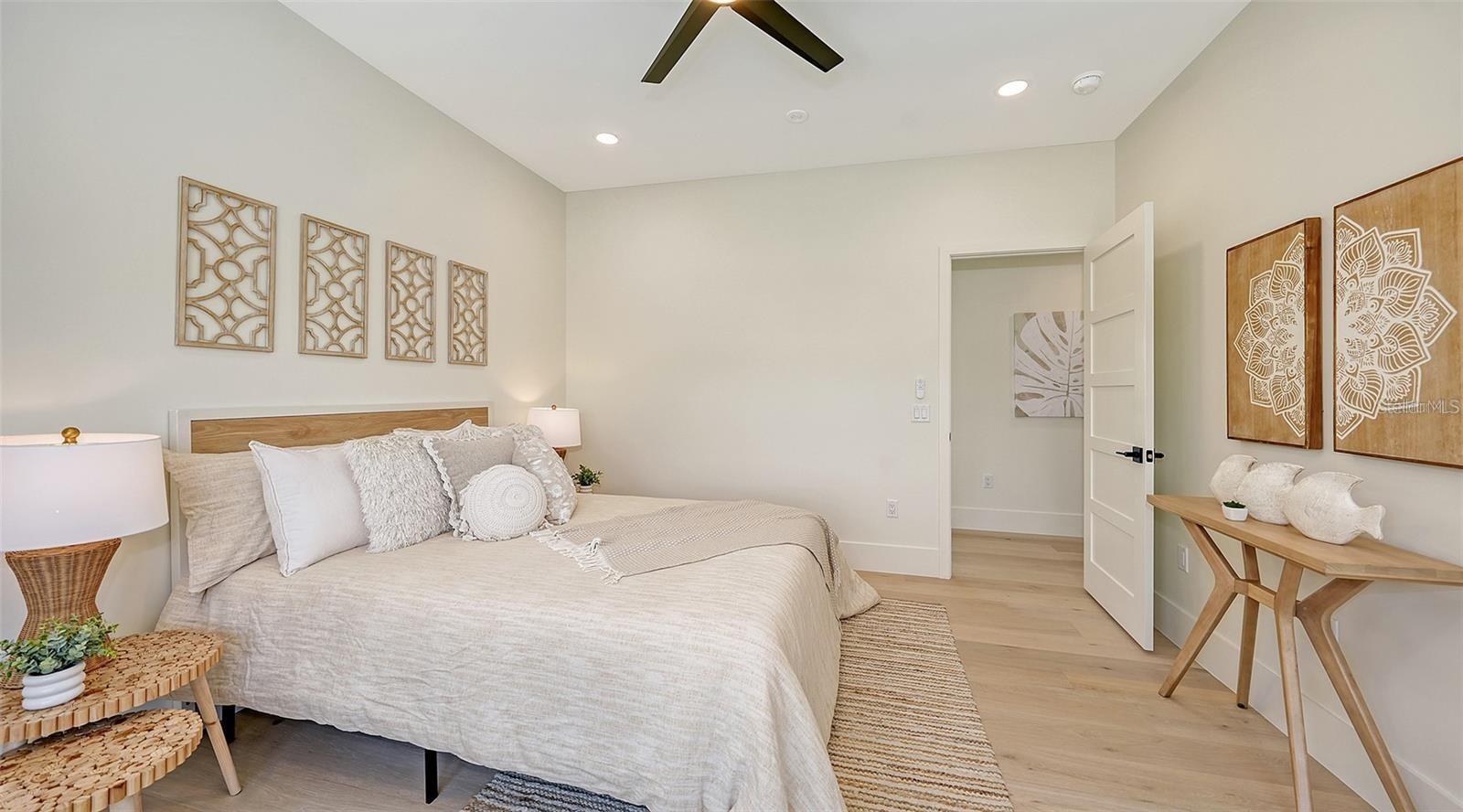 Image 54 of 89 For 8800 Midnight Pass Road