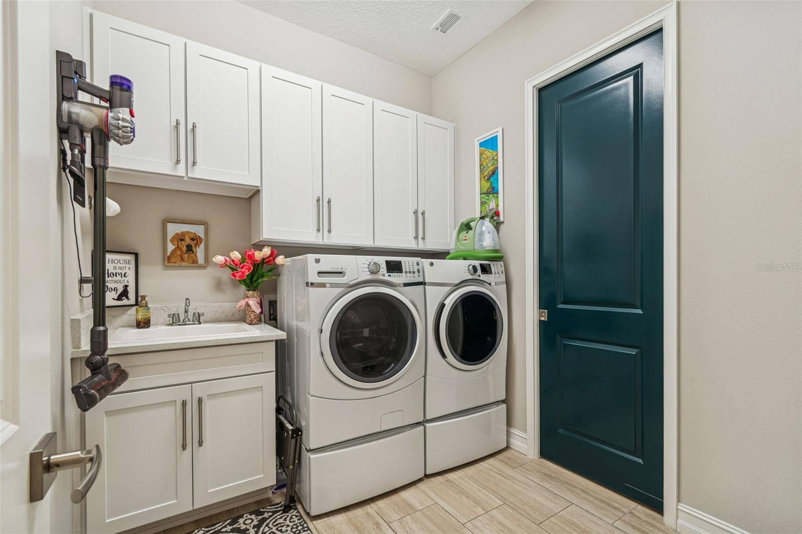 Image 29 of 77 For 2519 Cordoba Ranch Boulevard