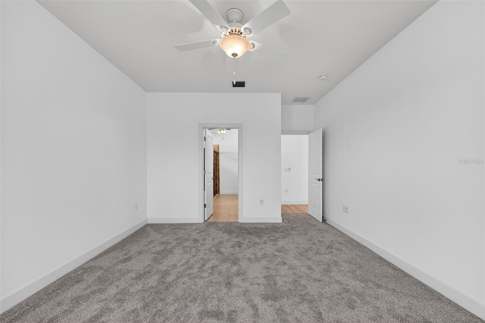 Image 15 of 82 For 12826 Del Corso Loop