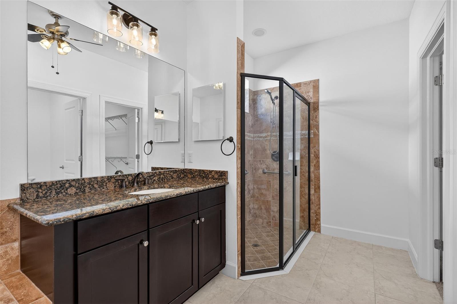 Image 16 of 82 For 12826 Del Corso Loop