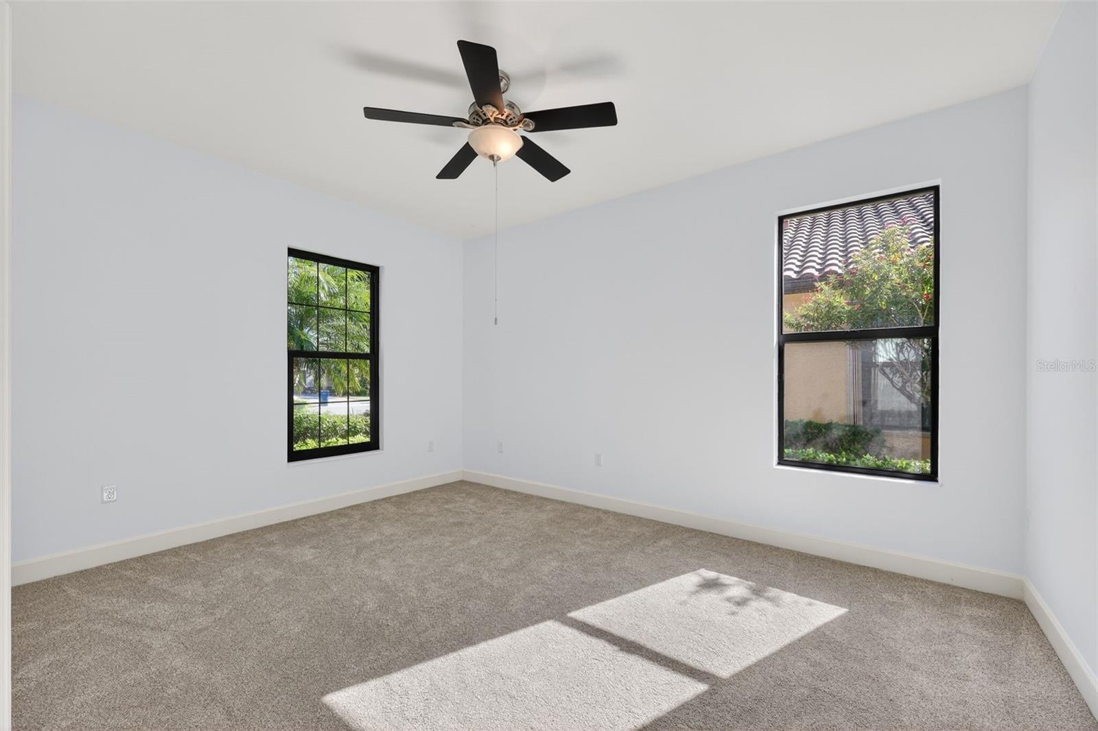 Image 23 of 82 For 12826 Del Corso Loop