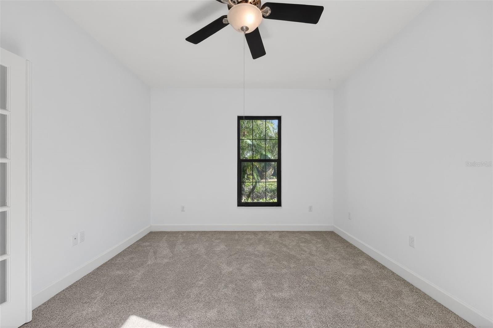 Image 24 of 82 For 12826 Del Corso Loop