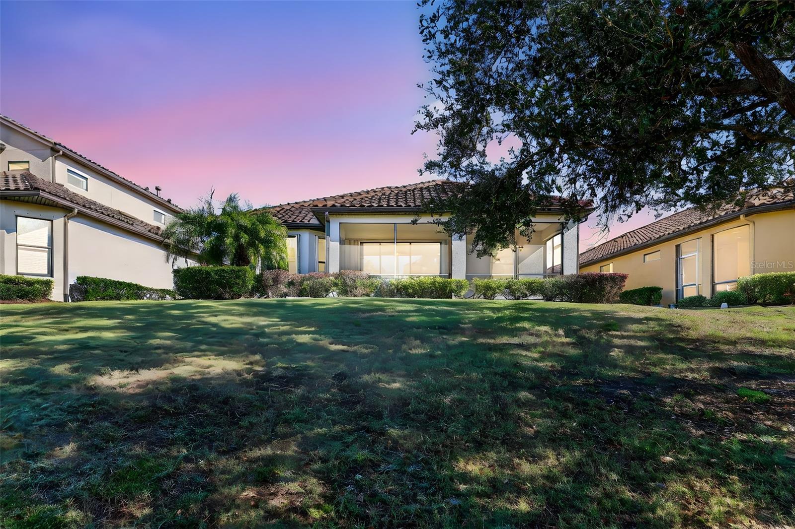 Image 31 of 82 For 12826 Del Corso Loop