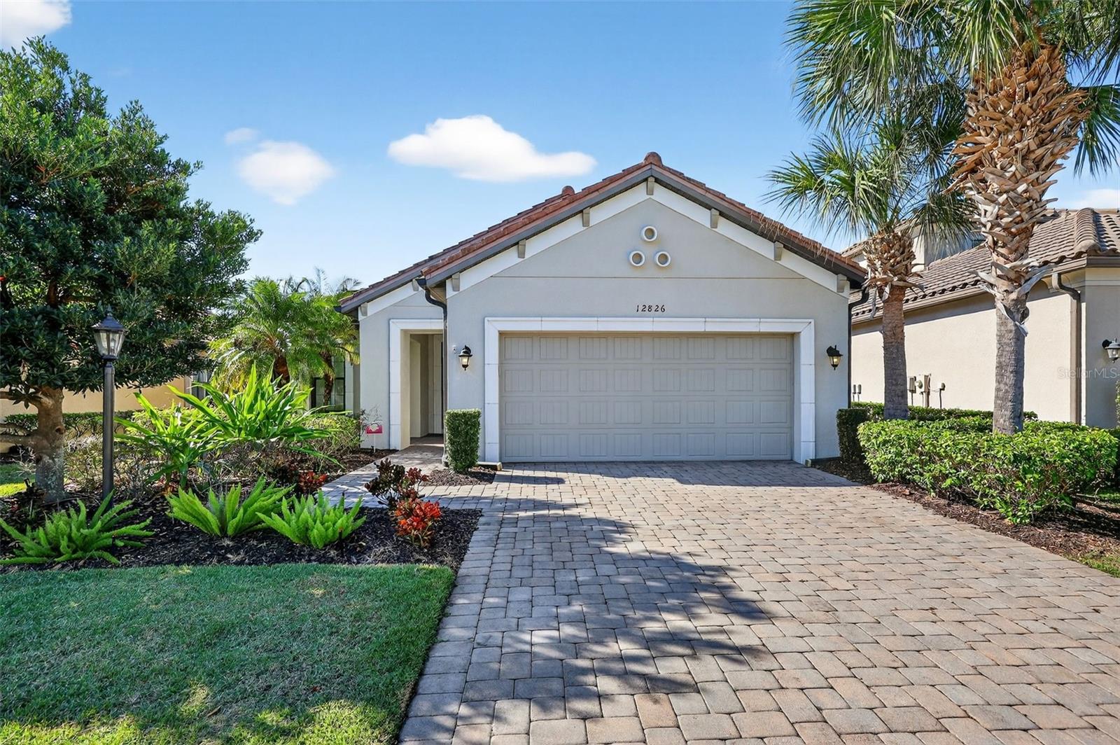 Image 34 of 82 For 12826 Del Corso Loop