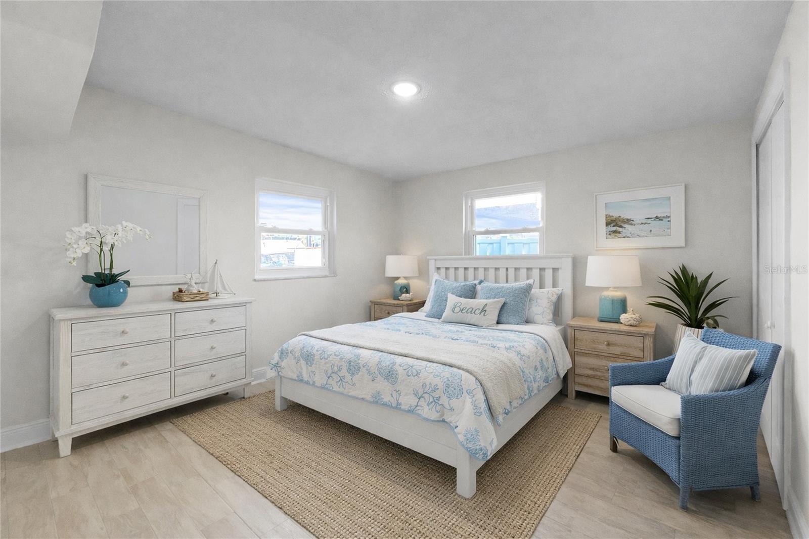 Image 10 of 39 For 6427 Boatyard Drive