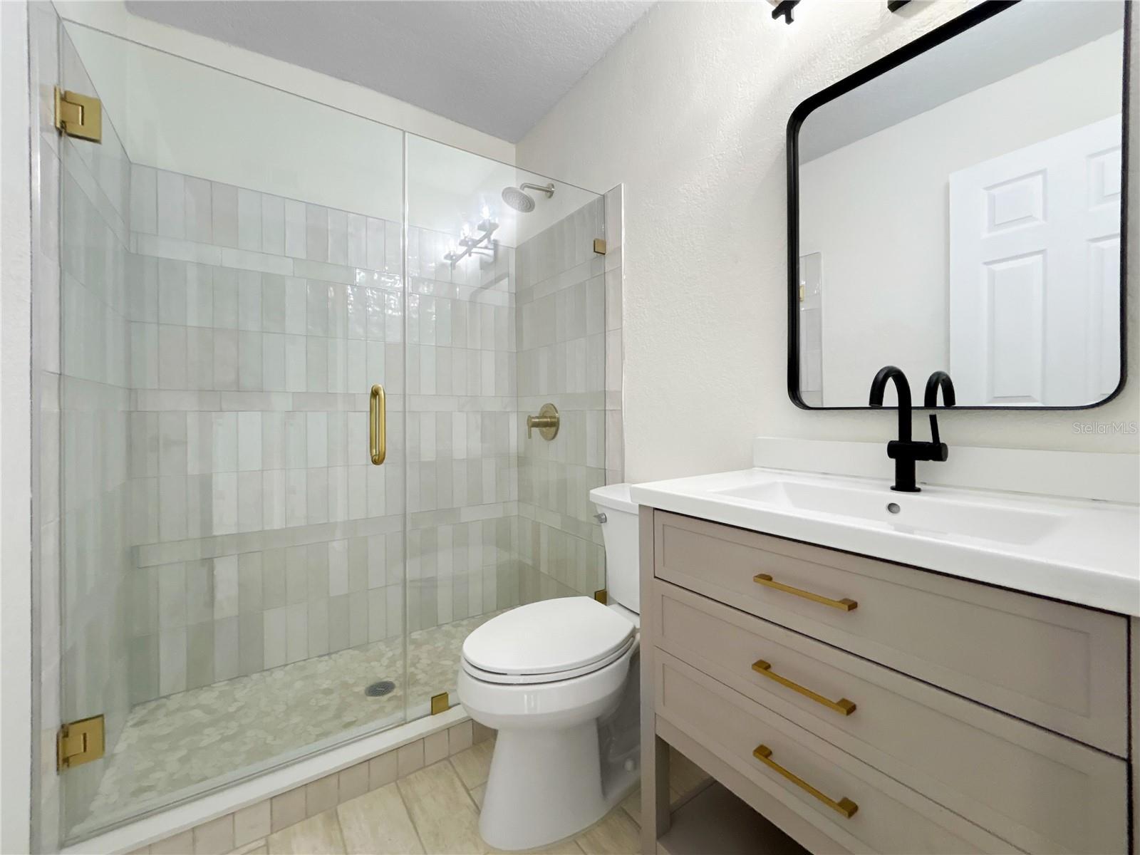 Image 12 of 39 For 6427 Boatyard Drive