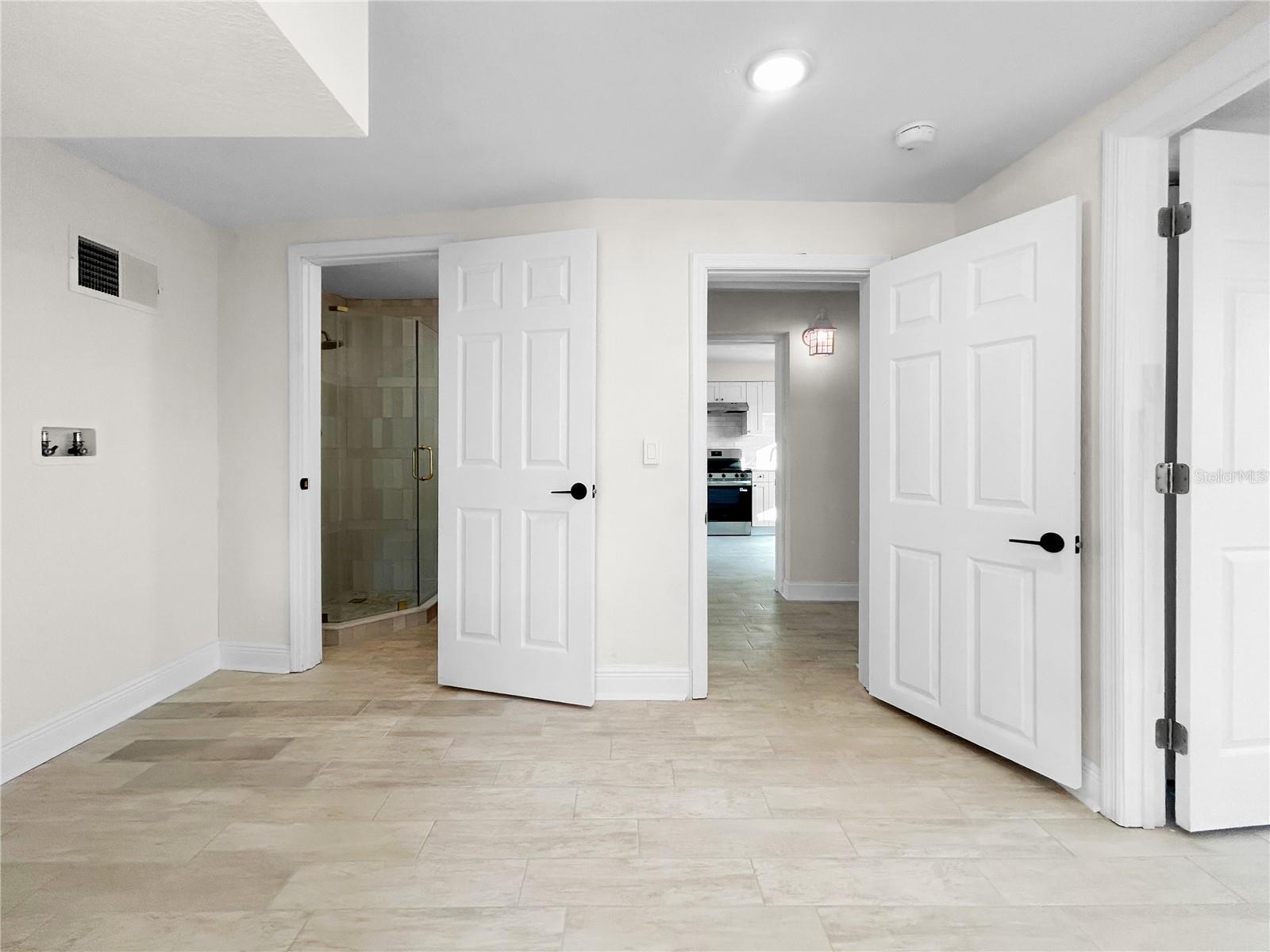 Image 37 of 39 For 6427 Boatyard Drive