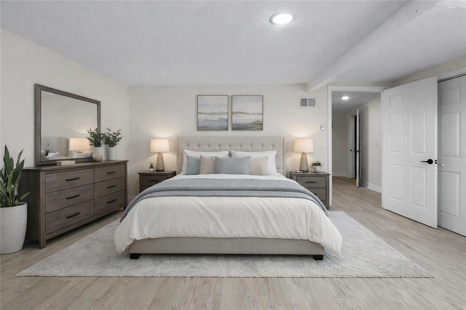 Image 8 of 39 For 6427 Boatyard Drive