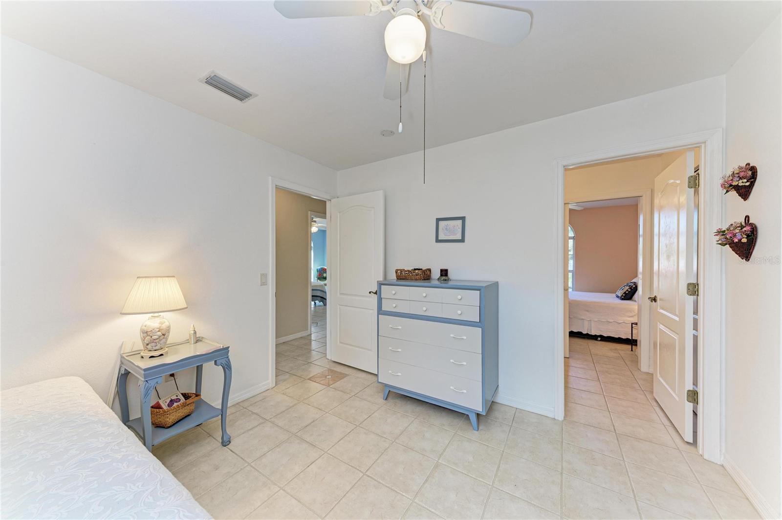 Image 21 of 39 For 282 Santa Maria Street