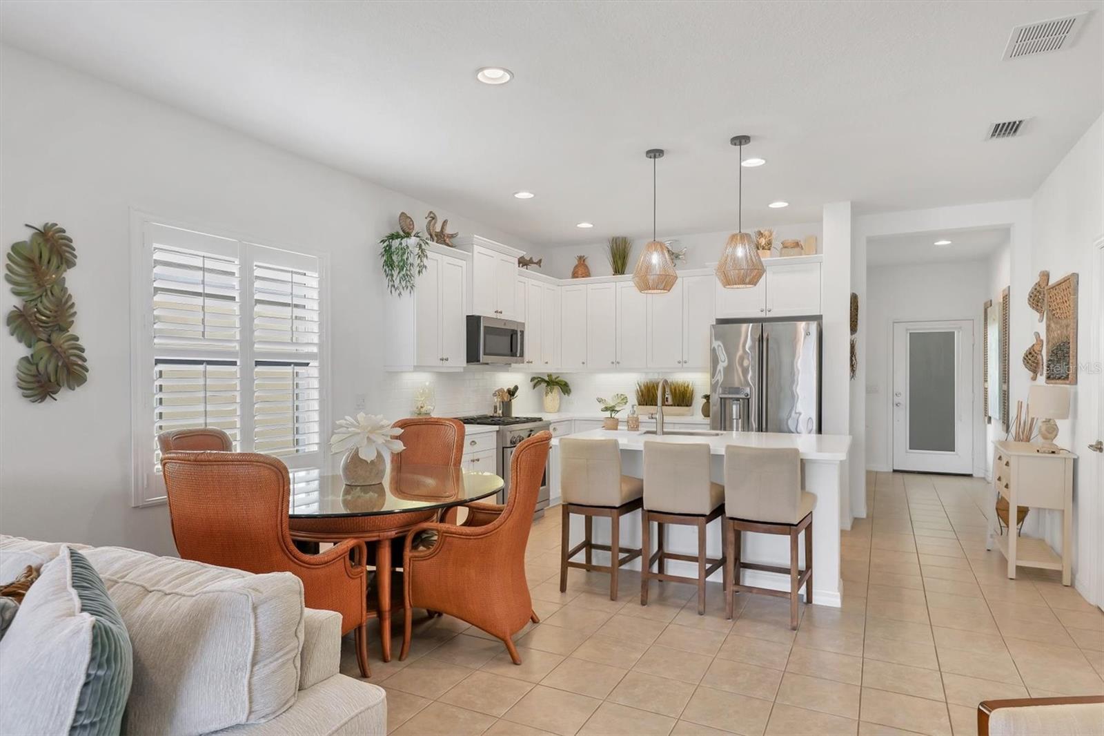 Image 11 of 50 For 12189 Longview Lake Circle