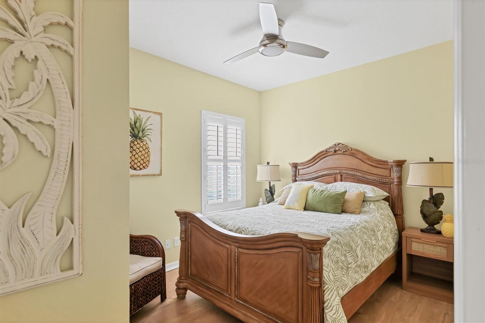 Image 24 of 50 For 12189 Longview Lake Circle