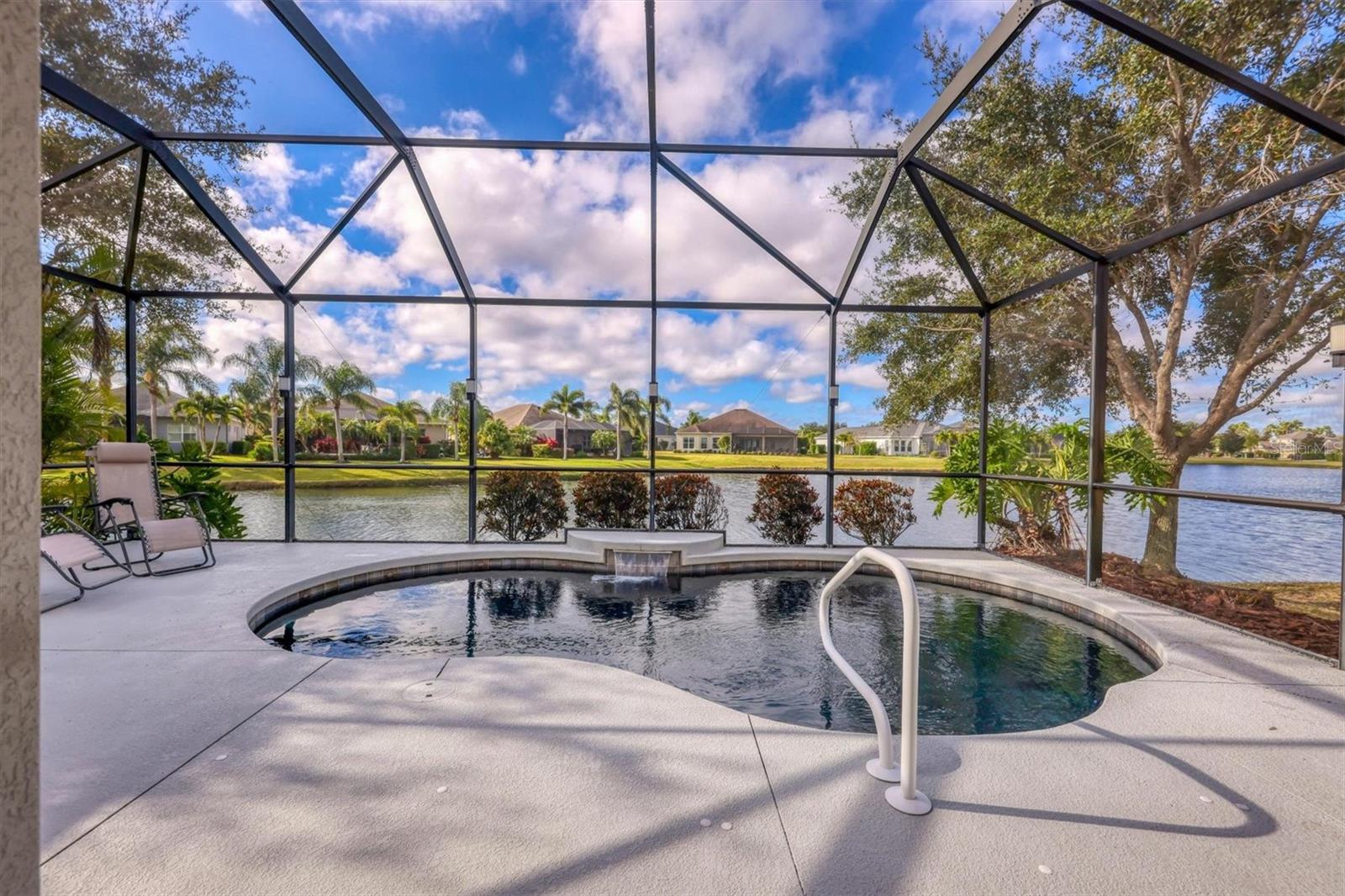 Image 30 of 50 For 12189 Longview Lake Circle