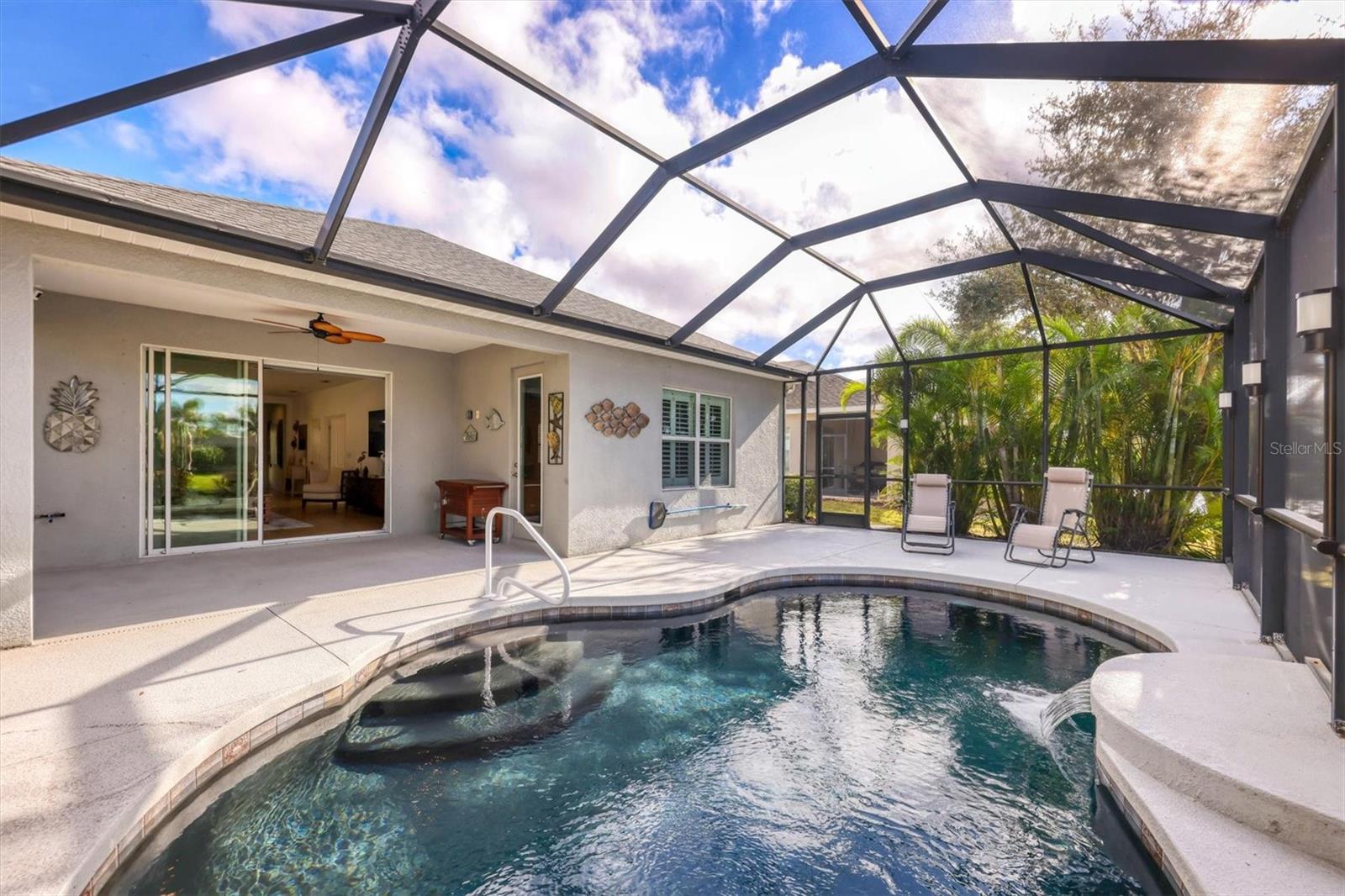 Image 31 of 50 For 12189 Longview Lake Circle