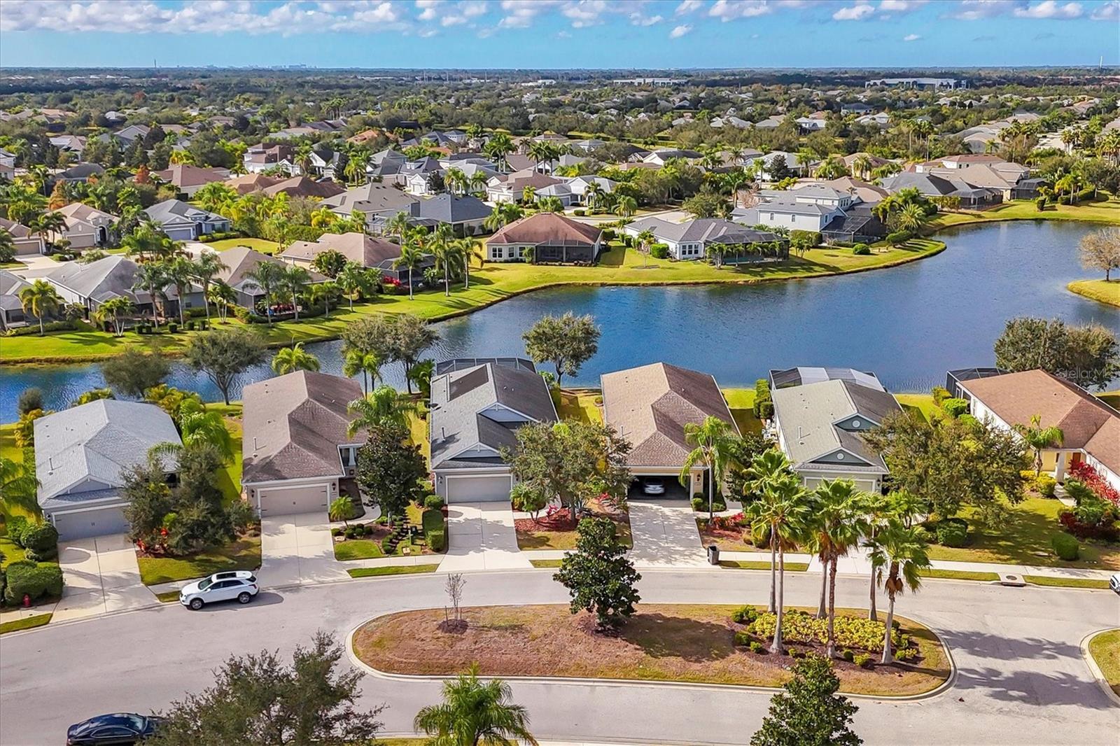 Image 36 of 50 For 12189 Longview Lake Circle