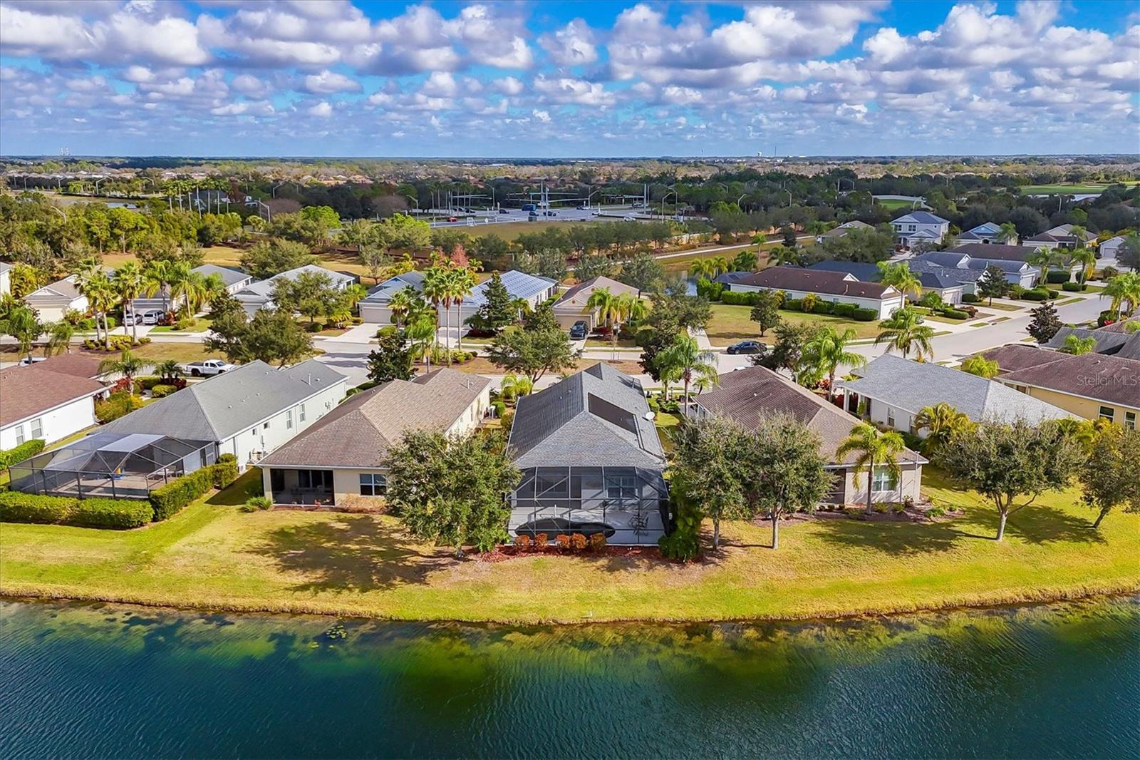 Image 37 of 50 For 12189 Longview Lake Circle