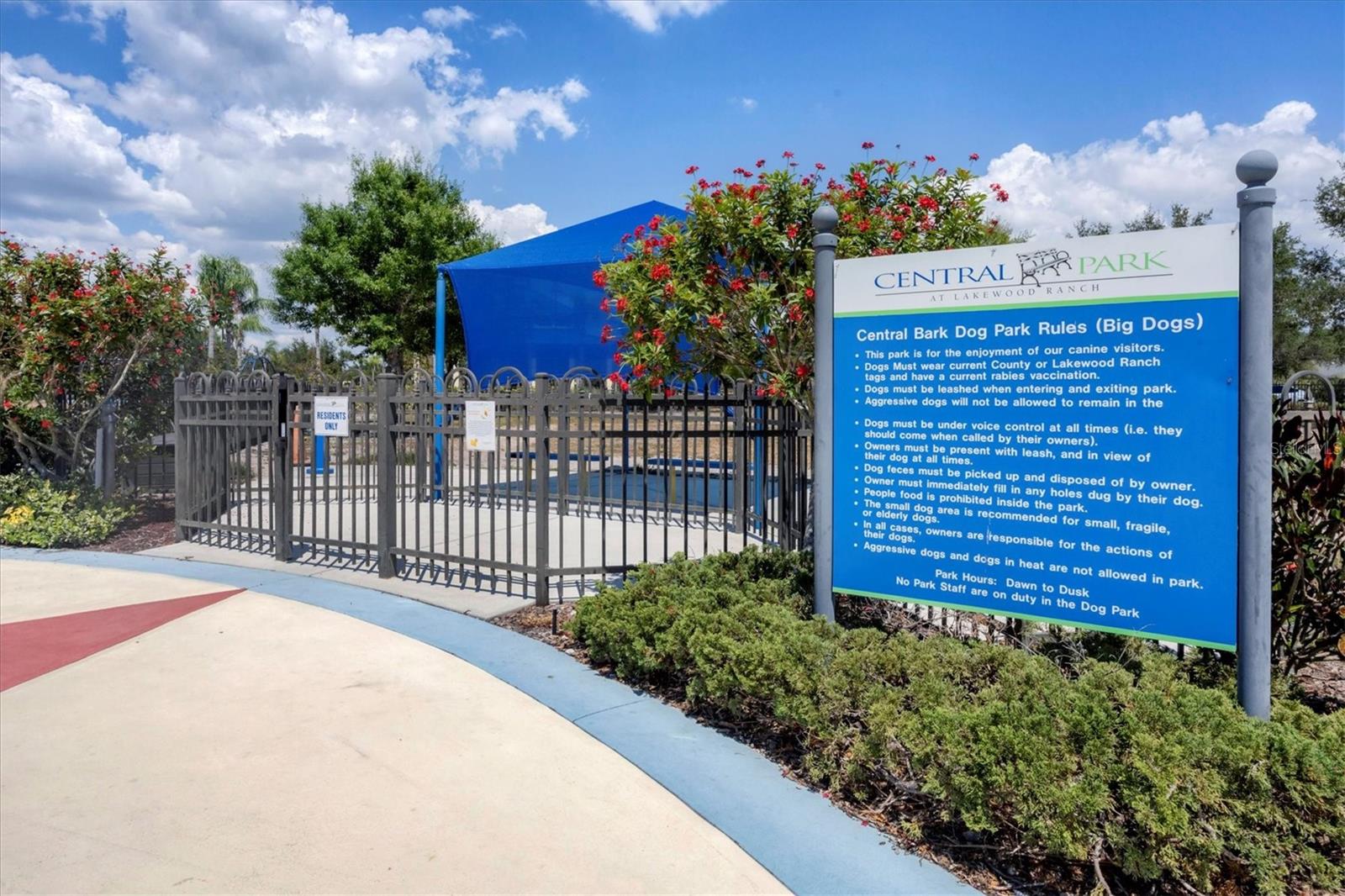 Image 43 of 50 For 12189 Longview Lake Circle