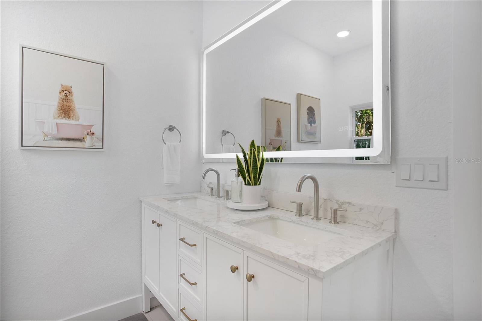 Image 16 of 39 For 1205 Highland Street S