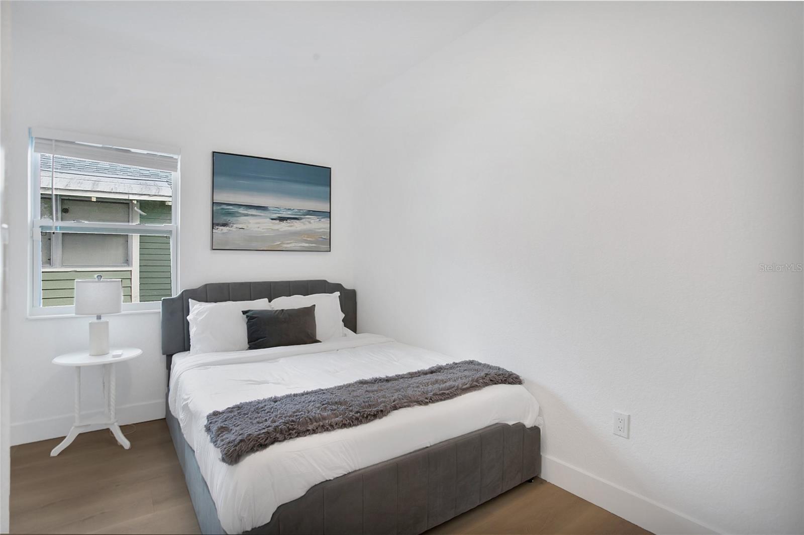 Image 17 of 39 For 1205 Highland Street S