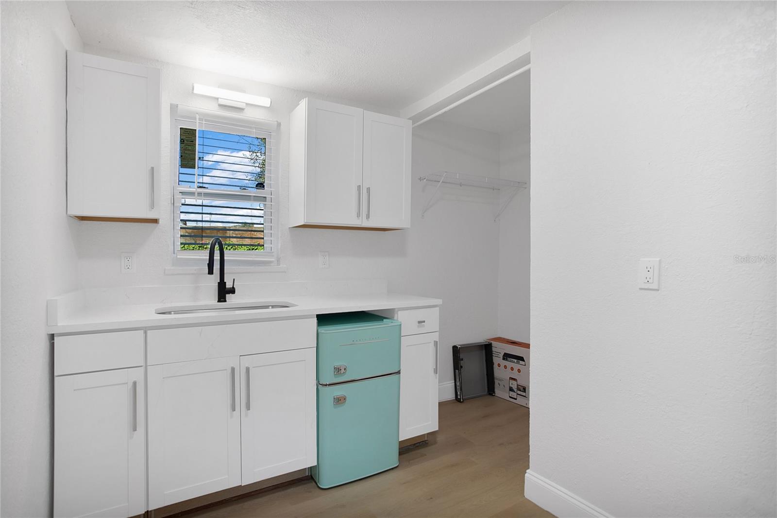 Image 26 of 39 For 1205 Highland Street S