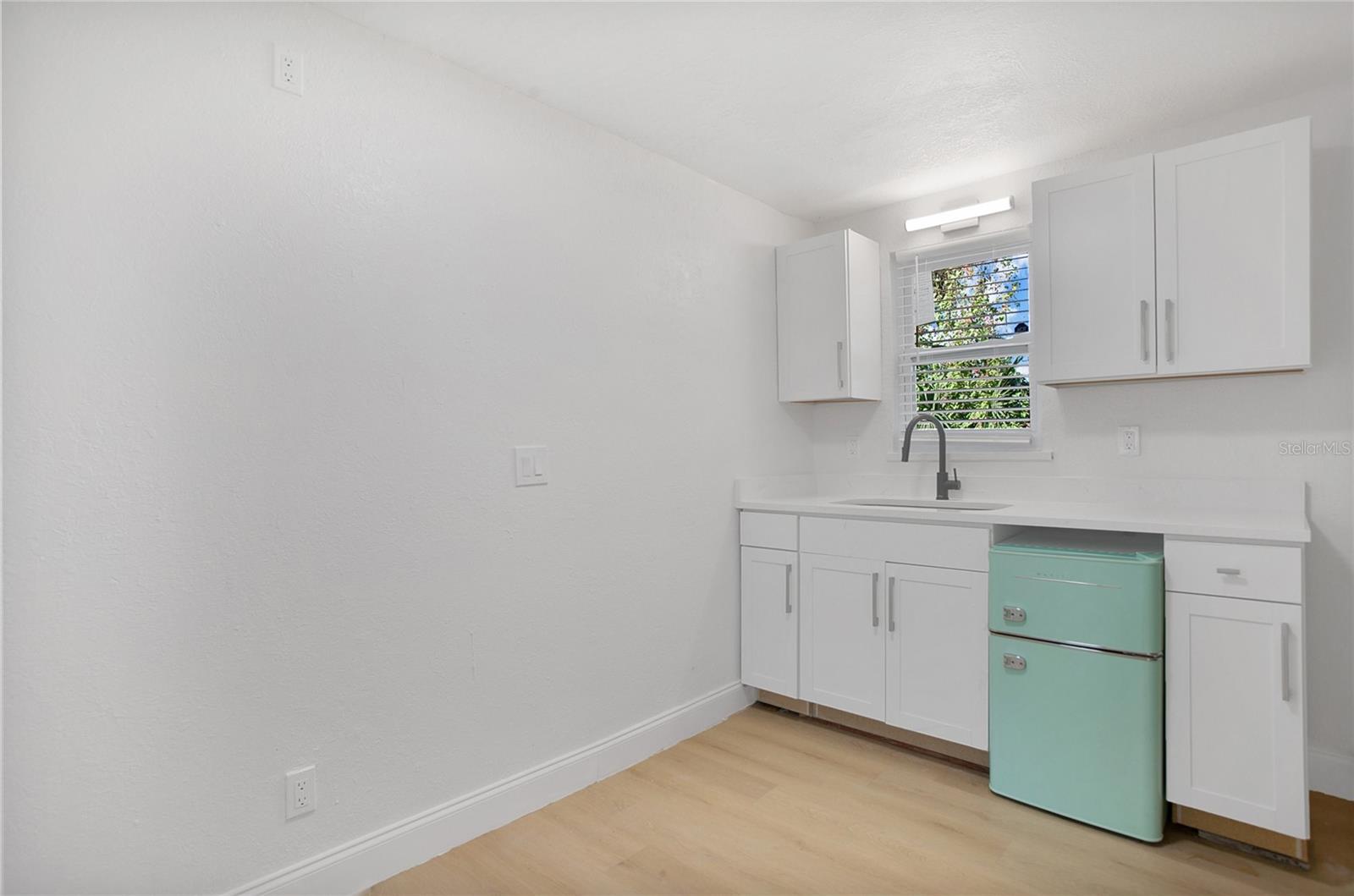 Image 27 of 39 For 1205 Highland Street S