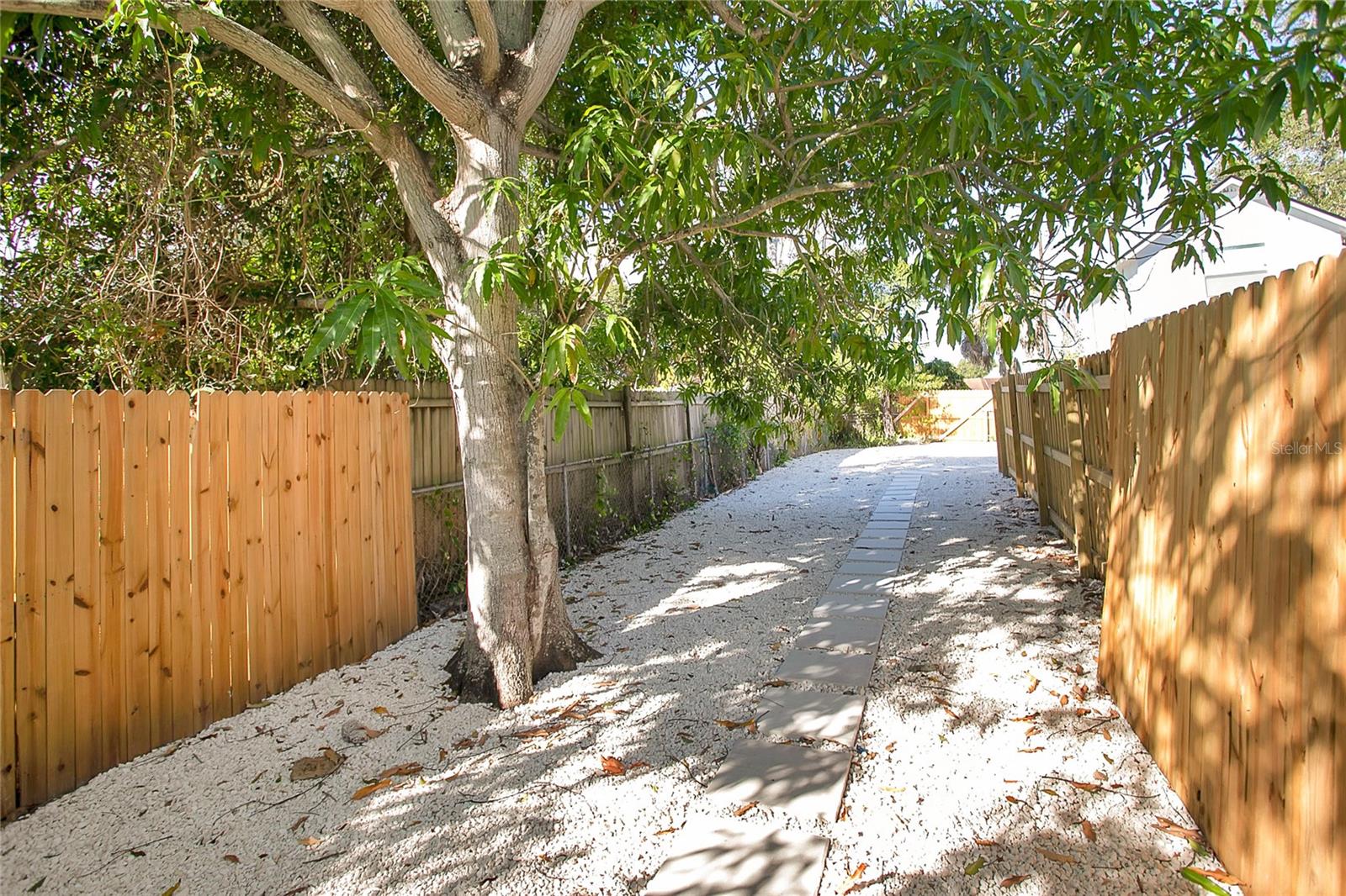 Image 34 of 39 For 1205 Highland Street S